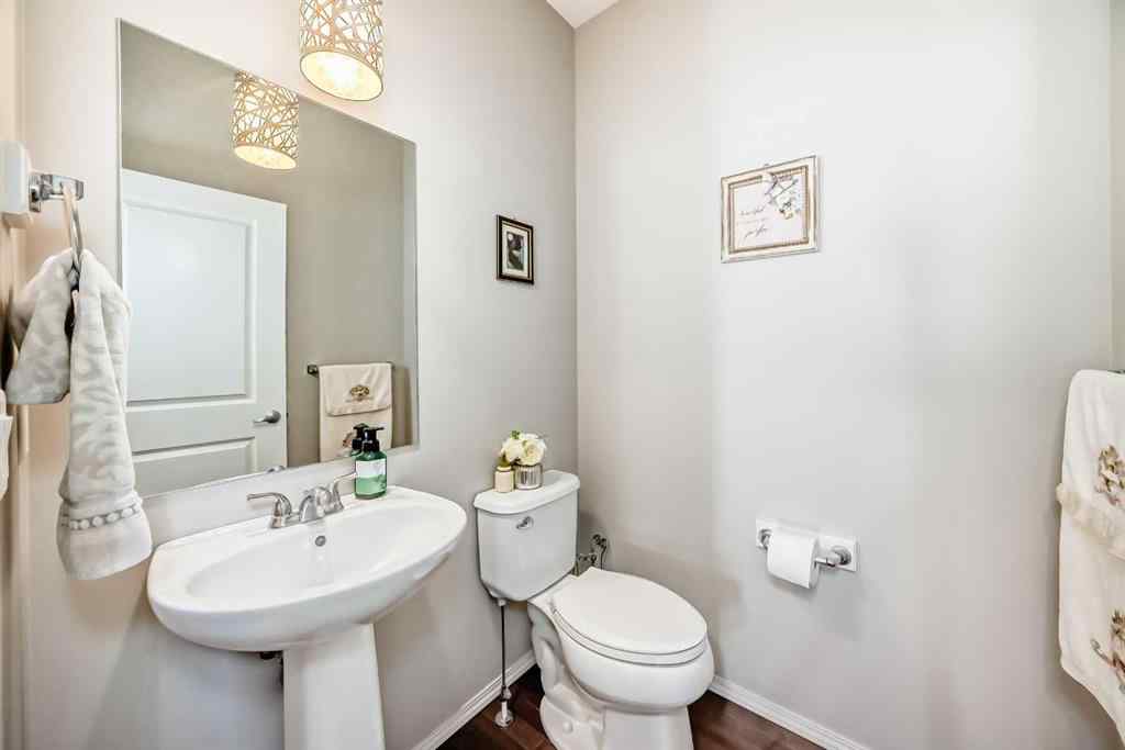 MLS® A2255330 - 47 Nolancliff Place NW in Nolan Hill Calgary, Residential
