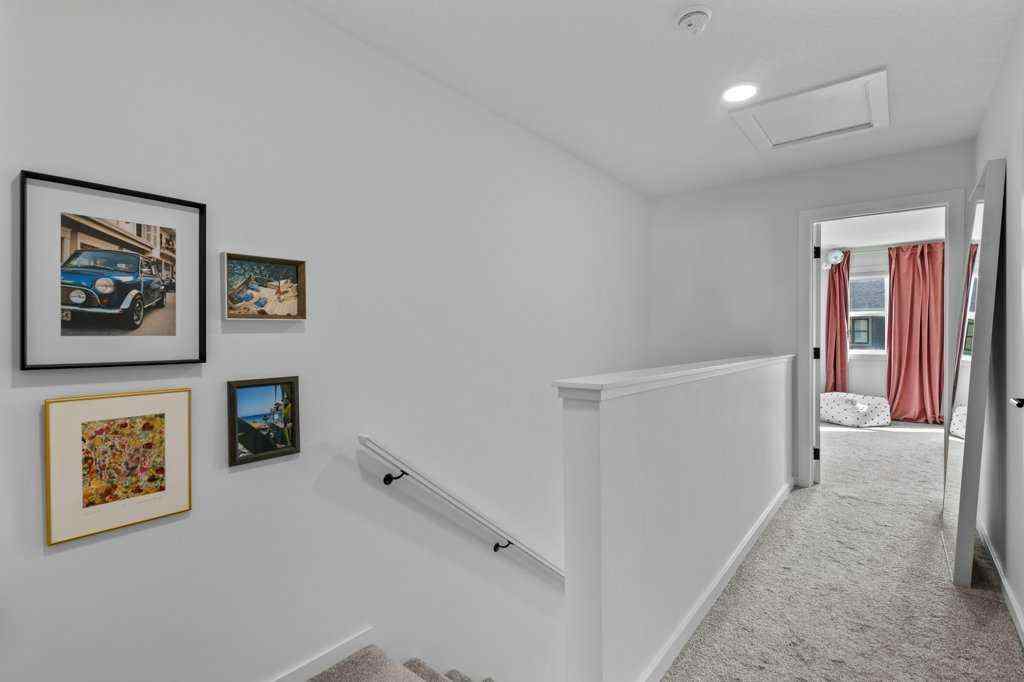 MLS® A2255339 - 40 Spring Willow Close SW in Springbank Hill Calgary, Residential