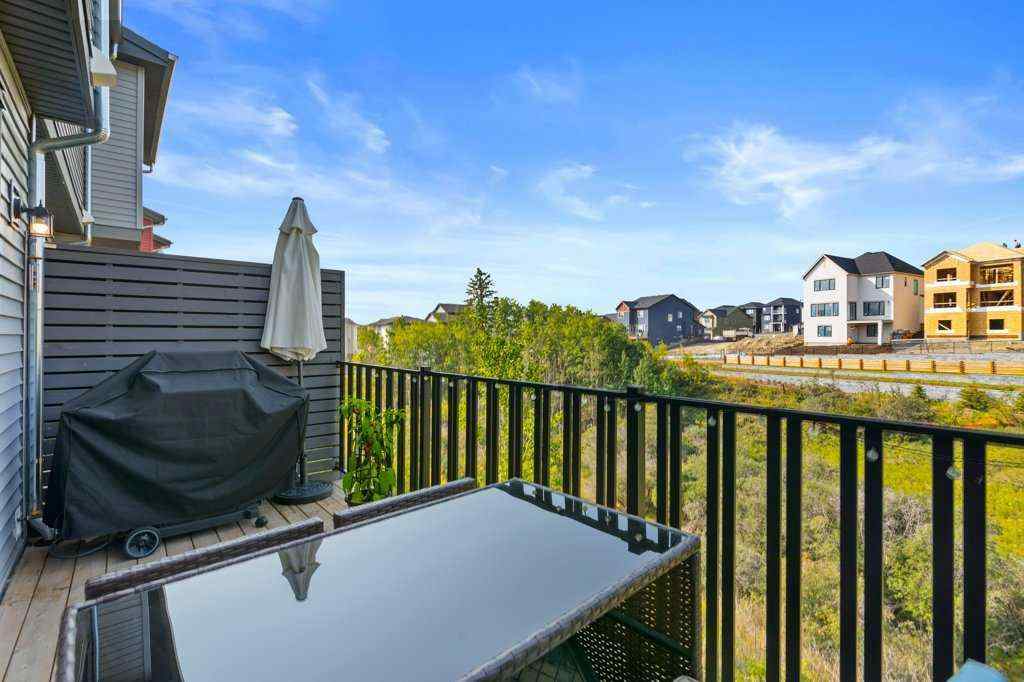 MLS® A2255339 - 40 Spring Willow Close SW in Springbank Hill Calgary, Residential