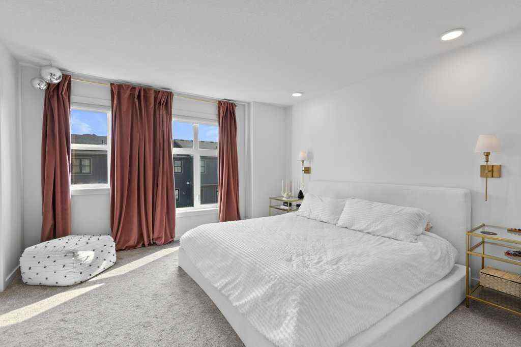 MLS® A2255339 - 40 Spring Willow Close SW in Springbank Hill Calgary, Residential