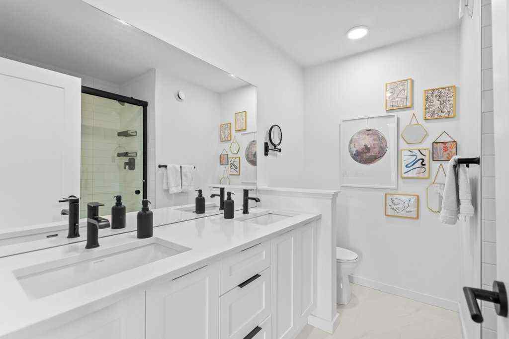 MLS® A2255339 - 40 Spring Willow Close SW in Springbank Hill Calgary, Residential