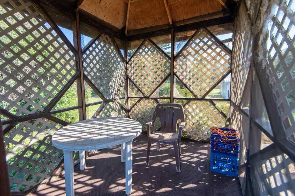 MLS® A2255342 - 16014 Township Road 1092   in NONE Rural Mackenzie County, Residential