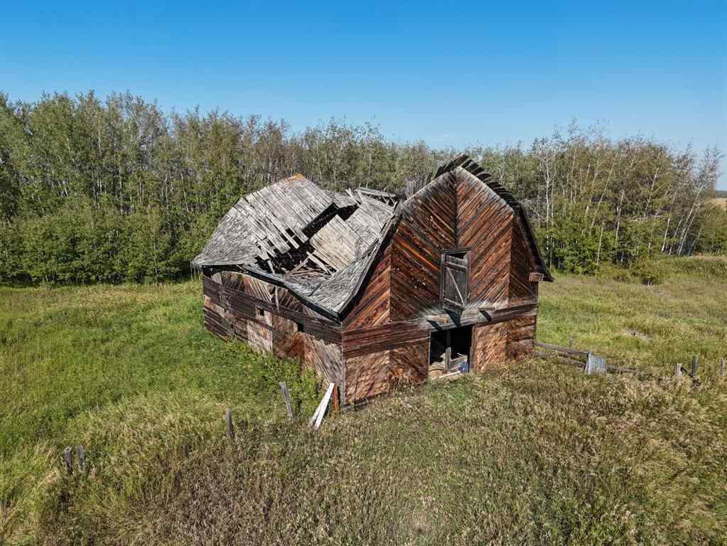 MLS® A2255342 - 16014 Township Road 1092   in NONE Rural Mackenzie County, Residential