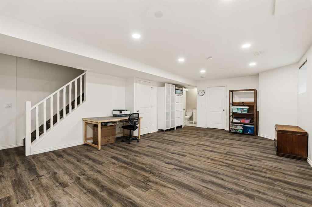 MLS® A2255345 - Unit #2 1934 31 Street SW in Killarney/Glengarry Calgary, Residential