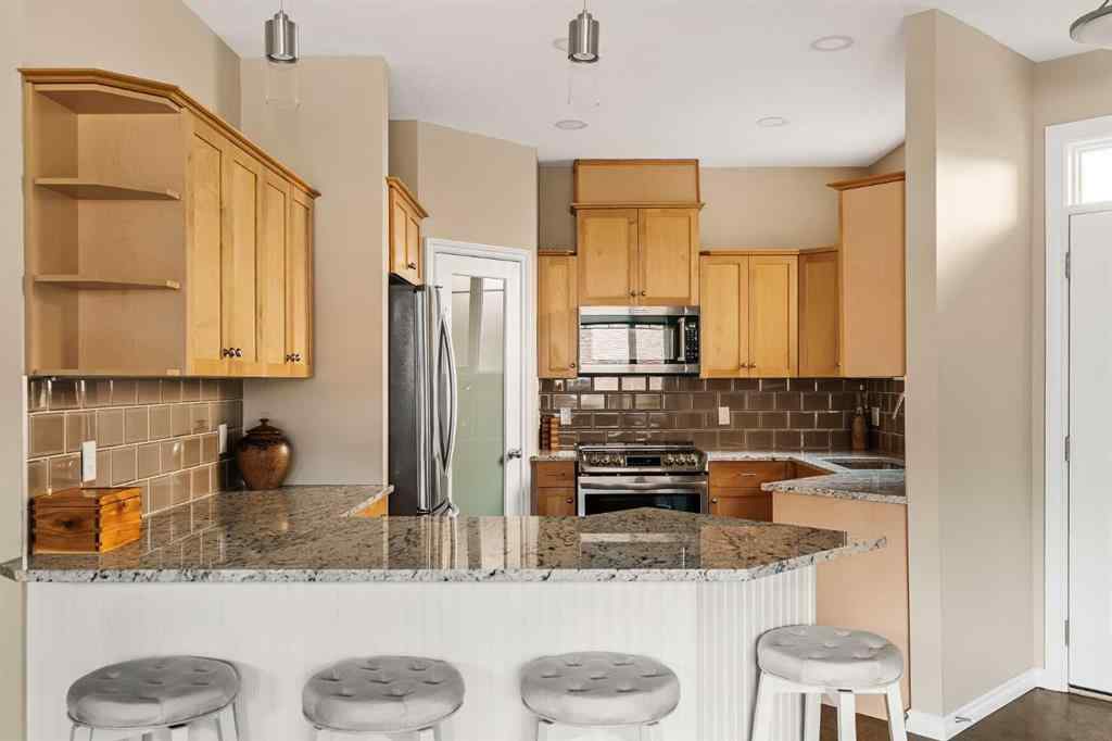 MLS® A2255345 - Unit #2 1934 31 Street SW in Killarney/Glengarry Calgary, Residential
