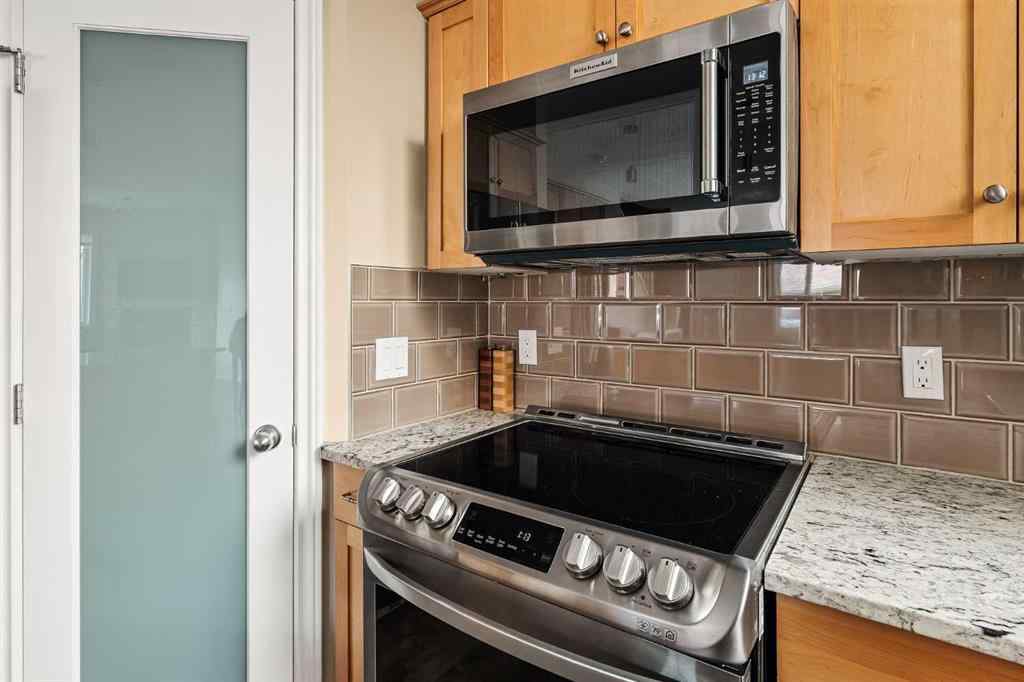 MLS® A2255345 - Unit #2 1934 31 Street SW in Killarney/Glengarry Calgary, Residential