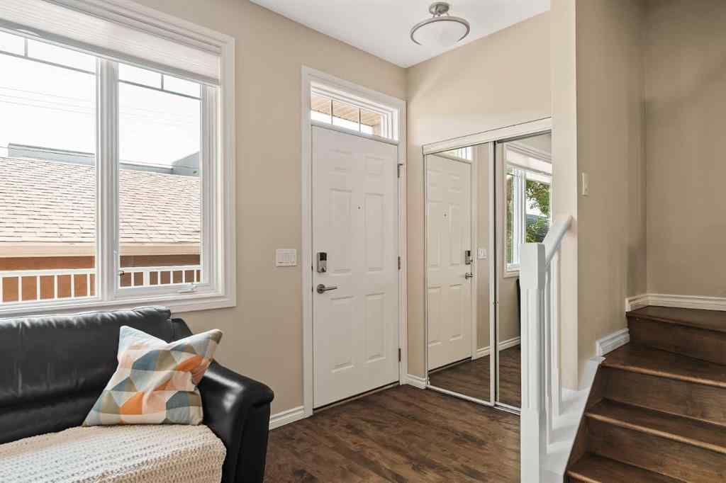 MLS® A2255345 - Unit #2 1934 31 Street SW in Killarney/Glengarry Calgary, Residential