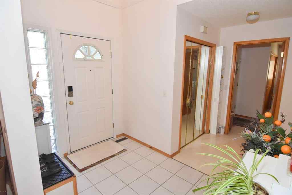 MLS® A2255348 - 107 Hampshire Close NW in Hamptons Calgary, Residential