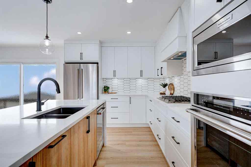 MLS® A2255350 - 199 Westview Drive SW in Westgate Calgary, Residential