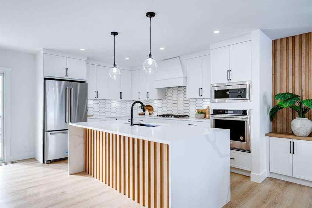 MLS® A2255350 - 199 Westview Drive SW in Westgate Calgary, Residential