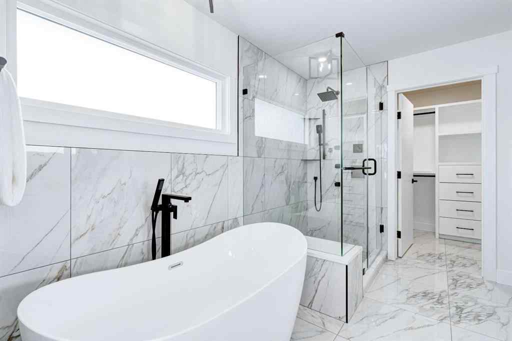 MLS® A2255350 - 199 Westview Drive SW in Westgate Calgary, Residential
