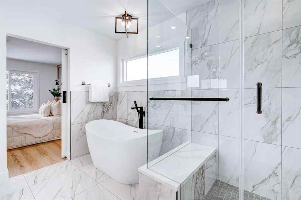 MLS® A2255350 - 199 Westview Drive SW in Westgate Calgary, Residential