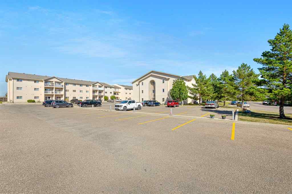 MLS® A2255353 - Unit #106A 6608 42 Street  in Parkview Estates Lloydminster, Residential