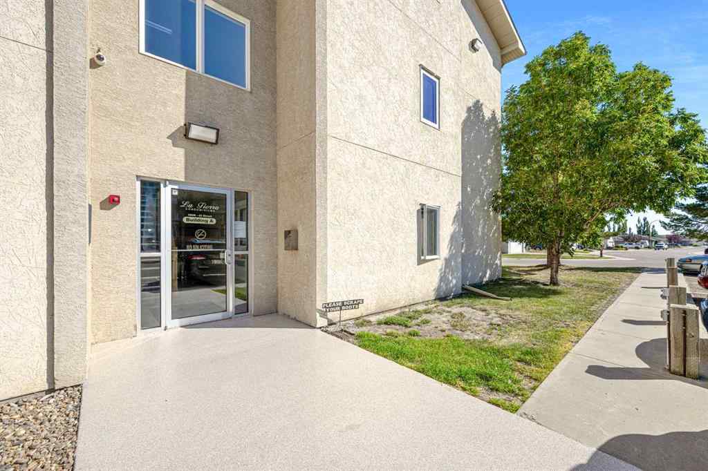 MLS® A2255353 - Unit #106A 6608 42 Street  in Parkview Estates Lloydminster, Residential
