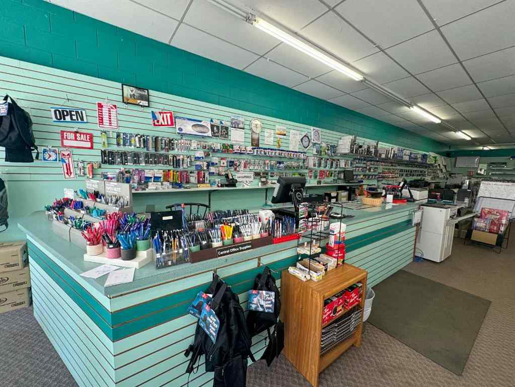 MLS® A2255355 - 5026 50 Avenue  in Central Ponoka Ponoka, Commercial