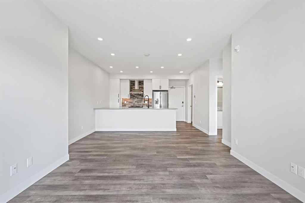 MLS® A2255356 - Unit #216 255 Les Jardins Park SE in Douglasdale/Glen Calgary, Residential