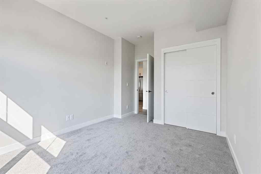 MLS® A2255356 - Unit #216 255 Les Jardins Park SE in Douglasdale/Glen Calgary, Residential