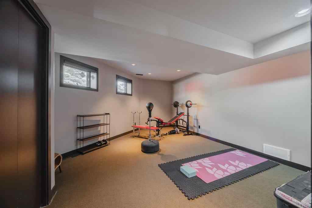 MLS® A2255360 - 43 Westbluff Place  in Springbank Rural Rocky View County, Residential
