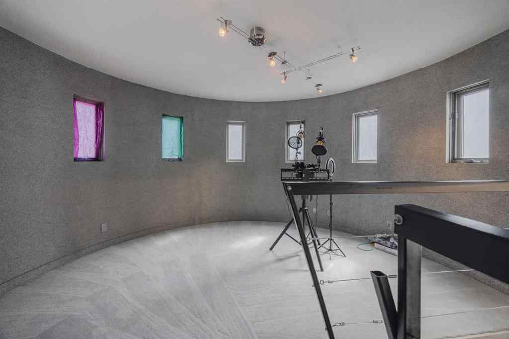 MLS® A2255360 - 43 Westbluff Place  in Springbank Rural Rocky View County, Residential