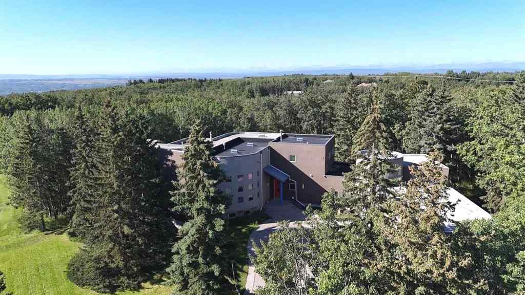 MLS® A2255360 - 43 Westbluff Place  in Springbank Rural Rocky View County, Residential
