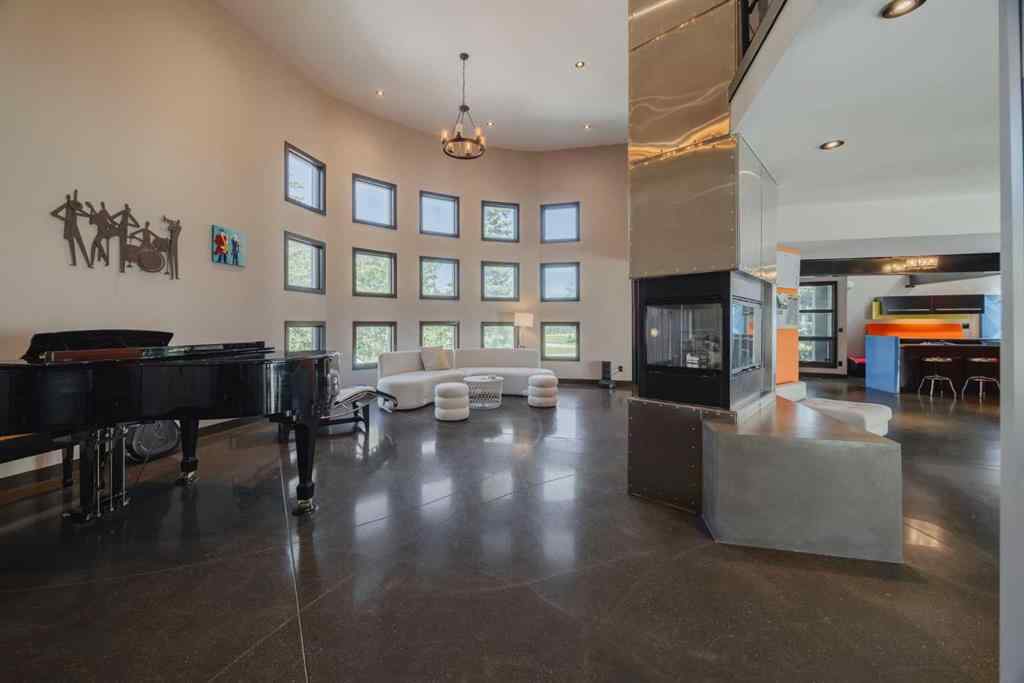 MLS® A2255360 - 43 Westbluff Place  in Springbank Rural Rocky View County, Residential