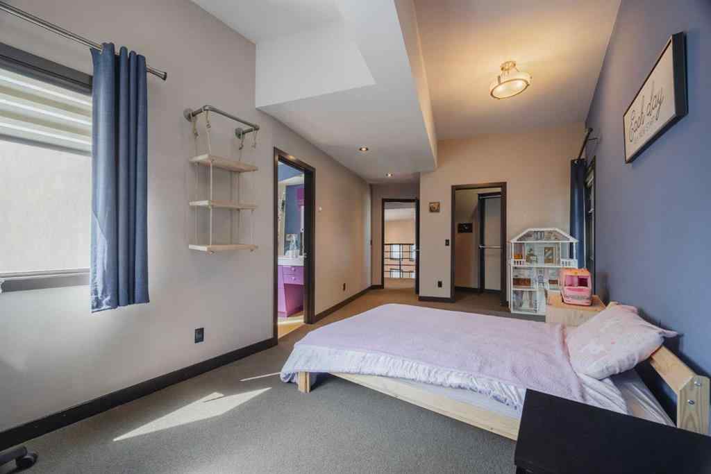 MLS® A2255360 - 43 Westbluff Place  in Springbank Rural Rocky View County, Residential