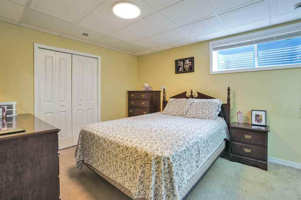 MLS® A2255362 - 121 magenta Crescent  in Rainbow Falls Chestermere, Residential
