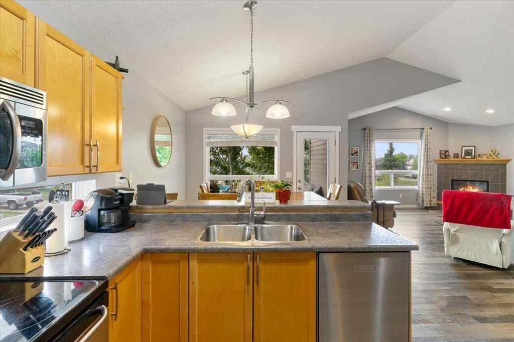 MLS® A2255367 - 8801 70 Avenue  in Countryside North Grande Prairie, Residential