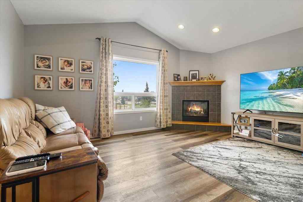 MLS® A2255367 - 8801 70 Avenue  in Countryside North Grande Prairie, Residential