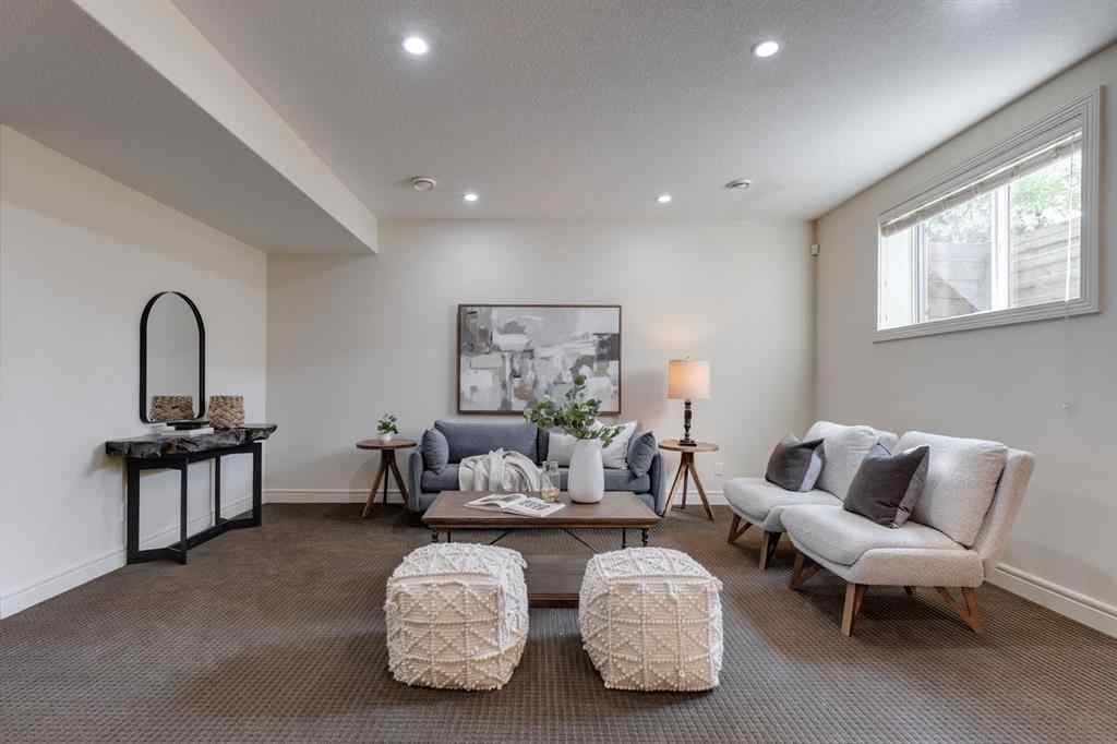 MLS® A2255369 - 1764 6 Avenue NW in Hillhurst Calgary, Residential