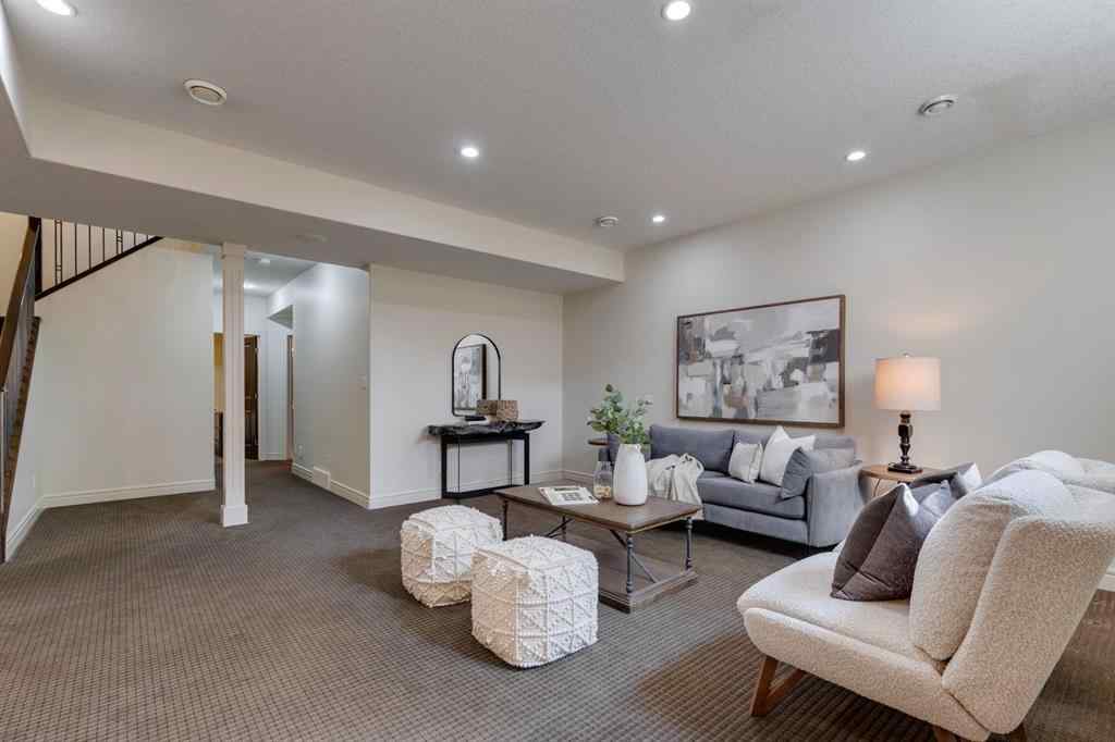 MLS® A2255369 - 1764 6 Avenue NW in Hillhurst Calgary, Residential