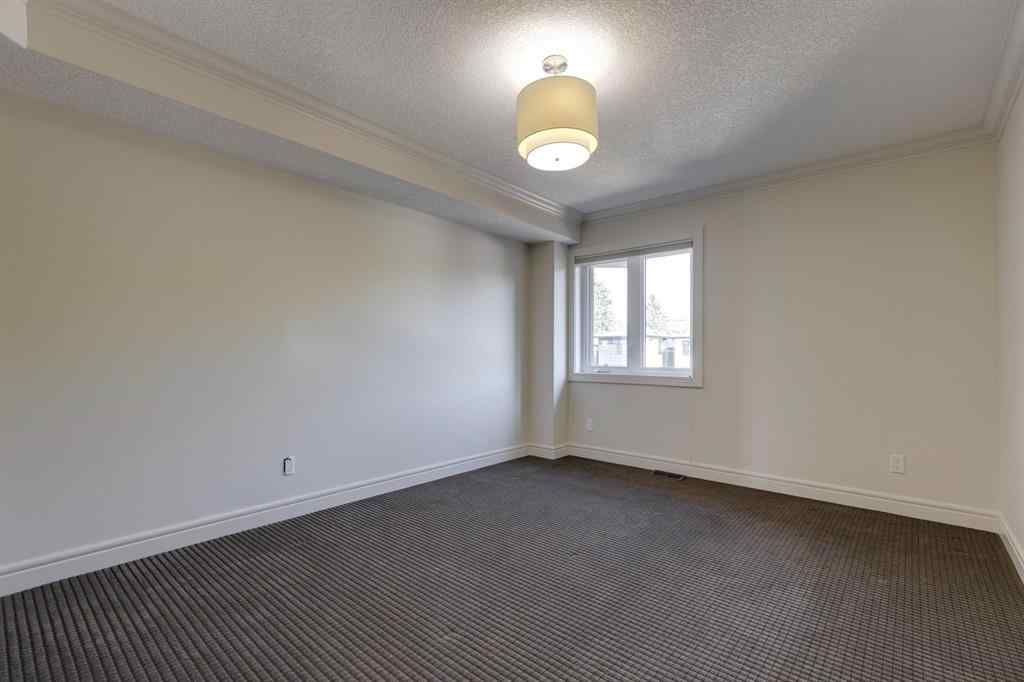 MLS® A2255369 - 1764 6 Avenue NW in Hillhurst Calgary, Residential