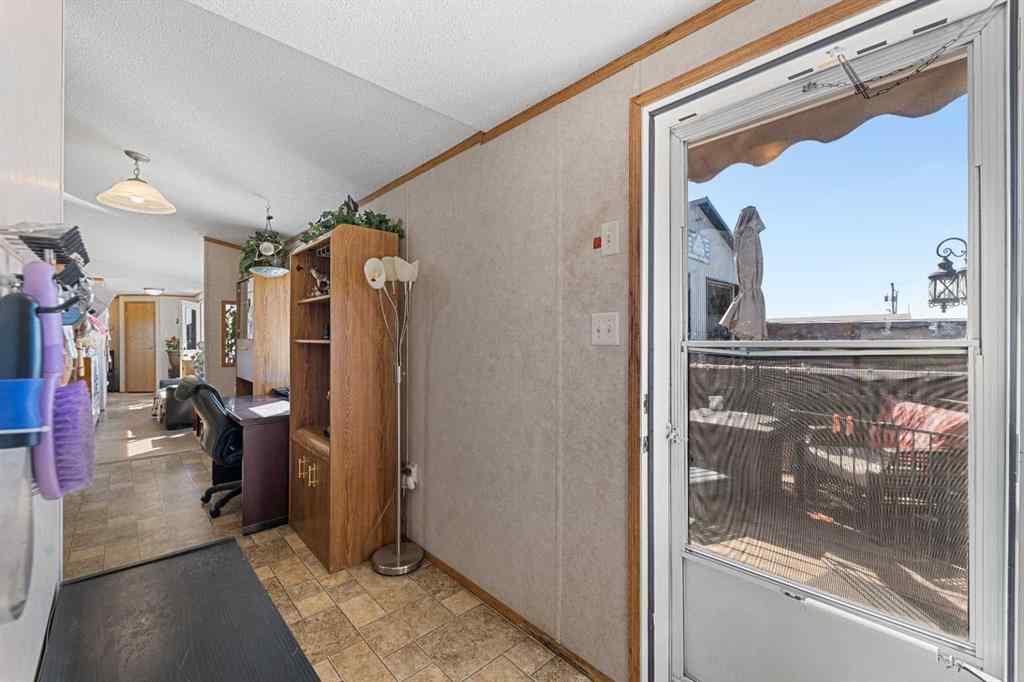 MLS® A2255372 - 81 Barstow Street  in NONE Carseland, Commercial
