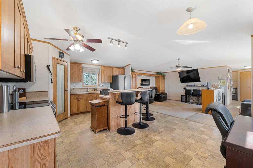 MLS® A2255372 - 81 Barstow Street  in NONE Carseland, Commercial