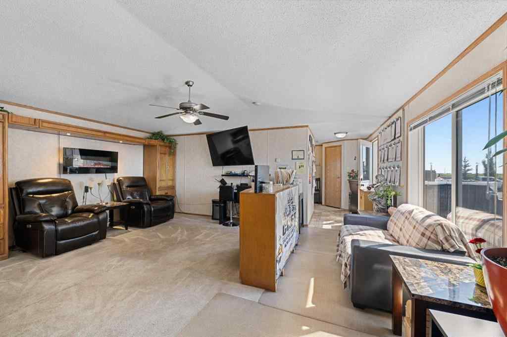 MLS® A2255372 - 81 Barstow Street  in NONE Carseland, Commercial