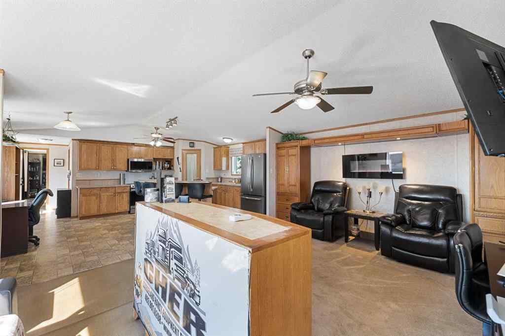 MLS® A2255372 - 81 Barstow Street  in NONE Carseland, Commercial