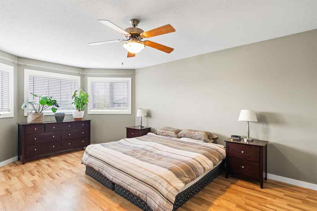 MLS® A2255373 - 5215 55 Avenue  in NONE Eckville, Residential