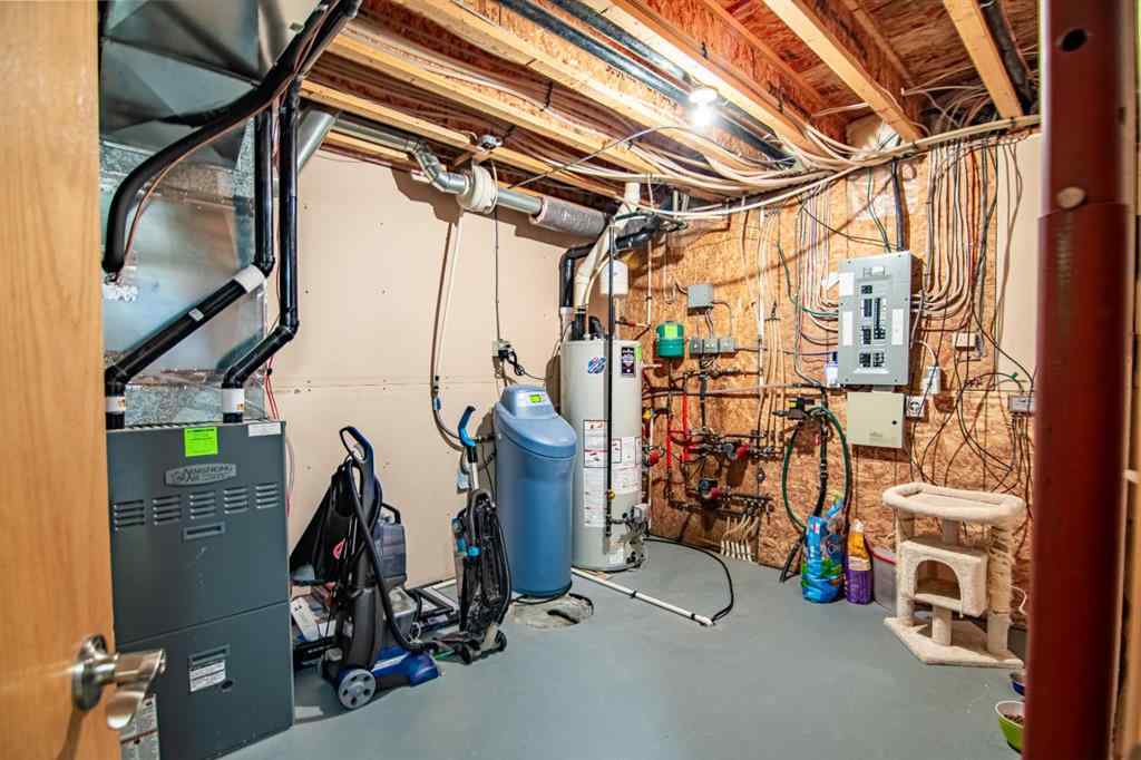 MLS® A2255373 - 5215 55 Avenue  in NONE Eckville, Residential