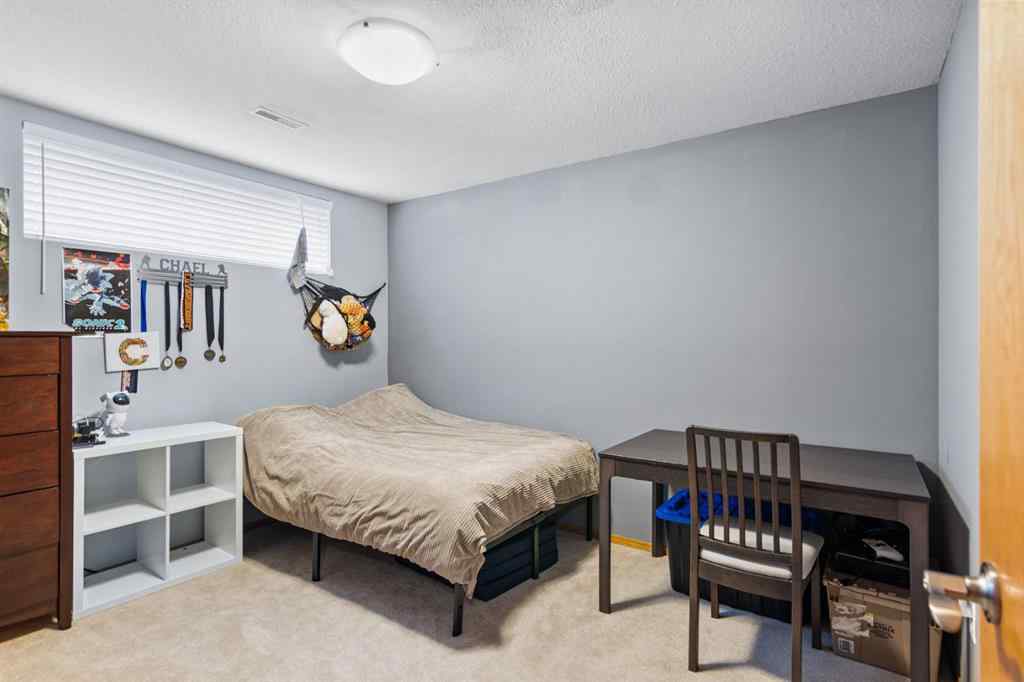 MLS® A2255373 - 5215 55 Avenue  in NONE Eckville, Residential