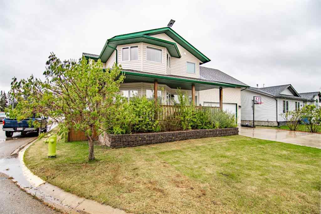 MLS® A2255373 - 5215 55 Avenue  in NONE Eckville, Residential