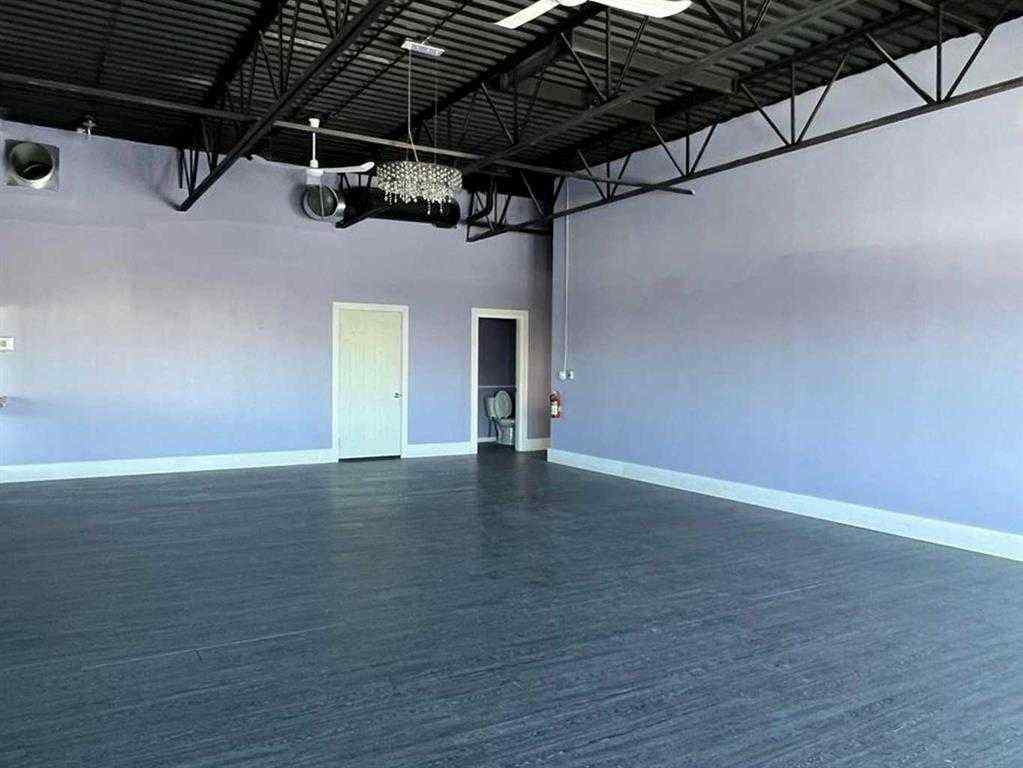 MLS® A2255374 - Unit #20 12221 44 Street SE in East Shepard Industrial Calgary, Commercial