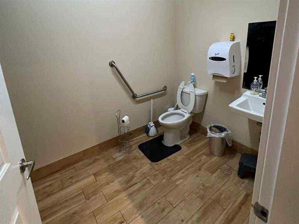 MLS® A2255374 - Unit #20 12221 44 Street SE in East Shepard Industrial Calgary, Commercial