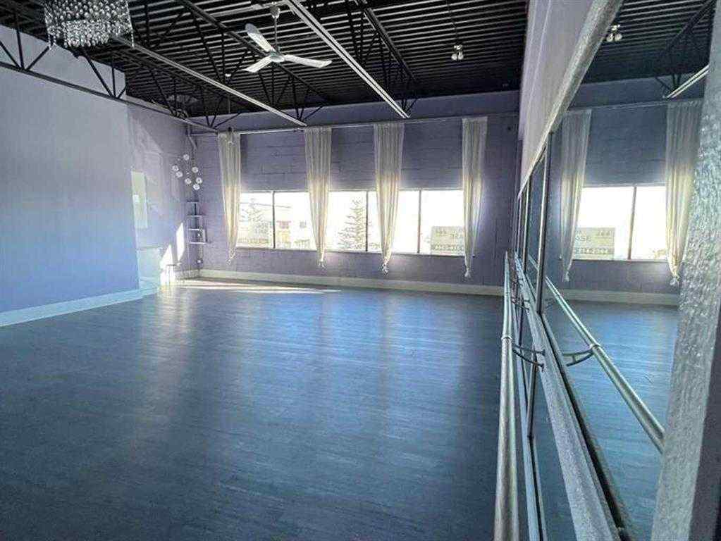 MLS® A2255374 - Unit #20 12221 44 Street SE in East Shepard Industrial Calgary, Commercial