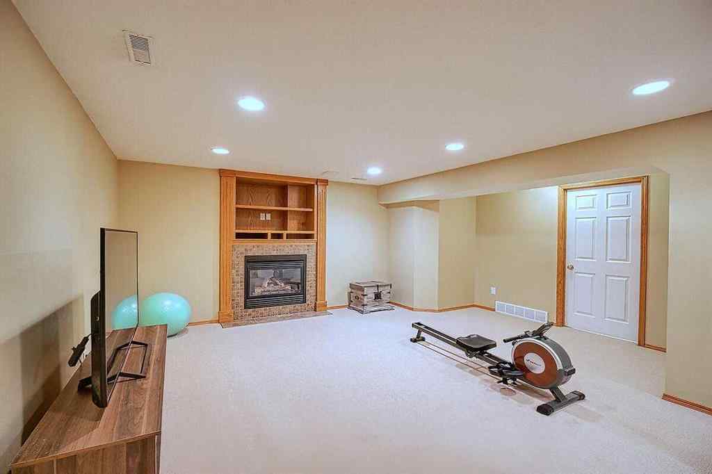 MLS® A2255380 - 66 Riverside Circle SE in Riverbend Calgary, Residential