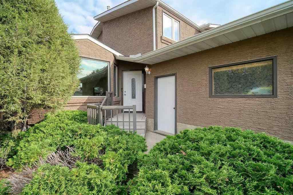 MLS® A2255380 - 66 Riverside Circle SE in Riverbend Calgary, Residential