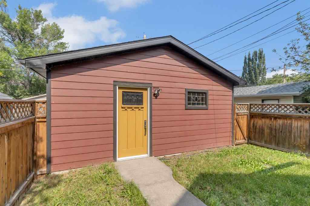 MLS® A2255381 - 316 8 Avenue NE in Crescent Heights Calgary, Residential