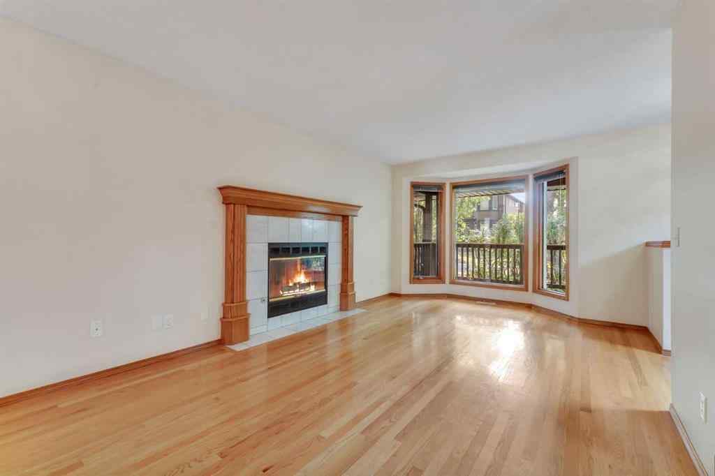 MLS® A2255381 - 316 8 Avenue NE in Crescent Heights Calgary, Residential