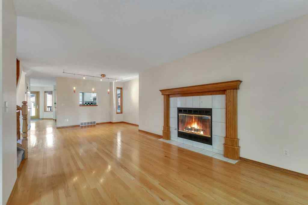 MLS® A2255381 - 316 8 Avenue NE in Crescent Heights Calgary, Residential