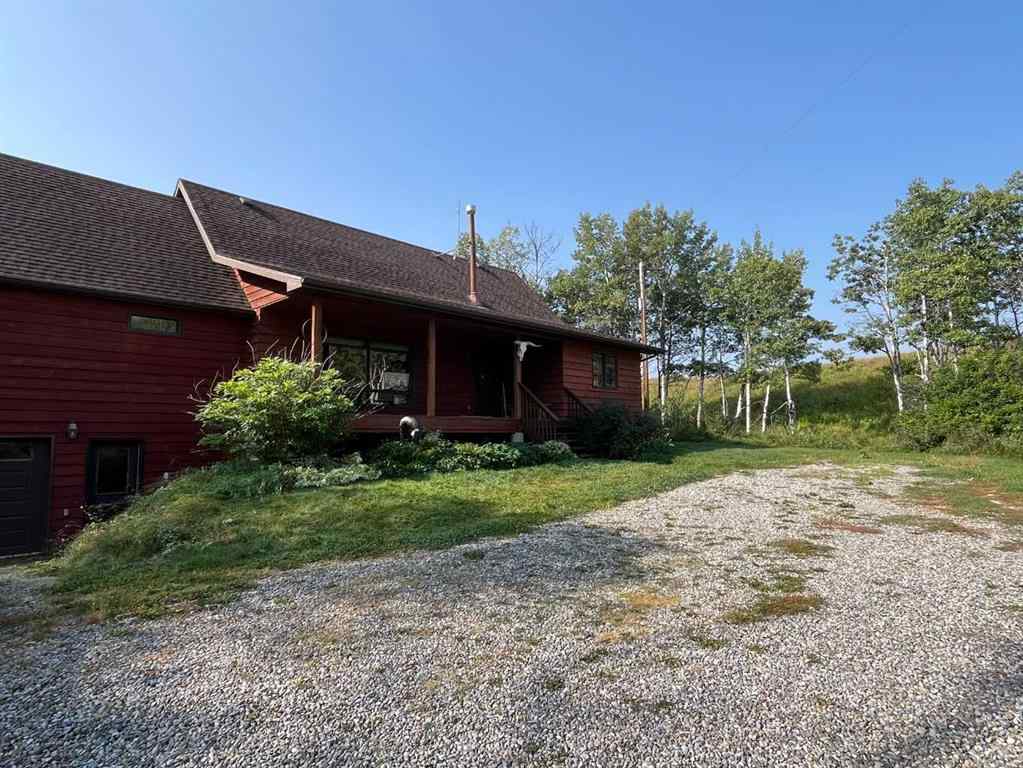 MLS® A2255382 - 3015 TWP RD 7-2   in NONE Pincher Creek, Residential