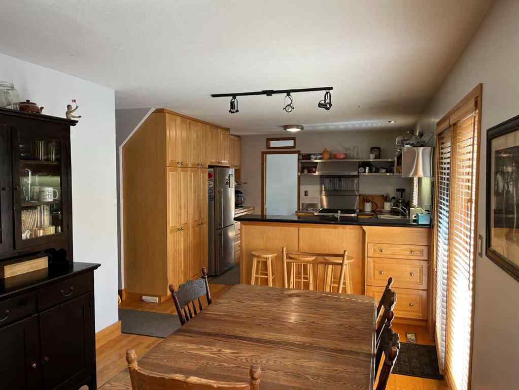 MLS® A2255382 - 3015 TWP RD 7-2   in NONE Pincher Creek, Residential